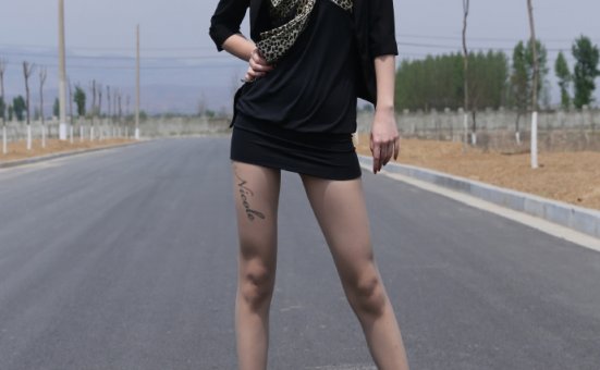 Nicole图集 – 公路透明肉色连体袜 [113P/966MB]