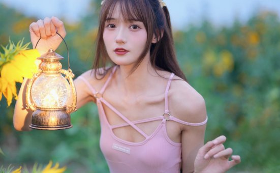 兔子Zzz不吃胡萝卜 –  蓝调向日葵少女 [28P-316MB]