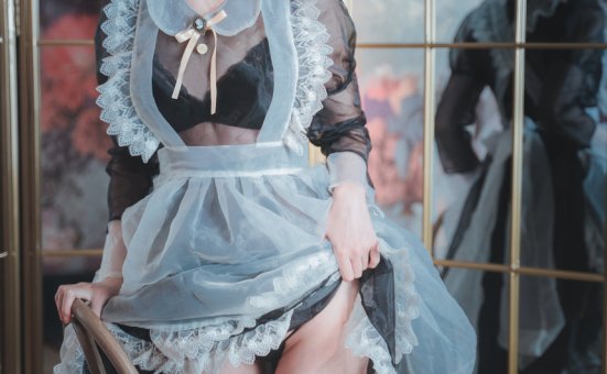 南鸽 – 透明女仆 [50P2V-568MB]