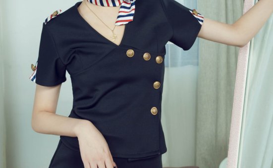 [Ligui丽柜] 2020.11.02《莲秘空姐》子晴 [82P/98MB]