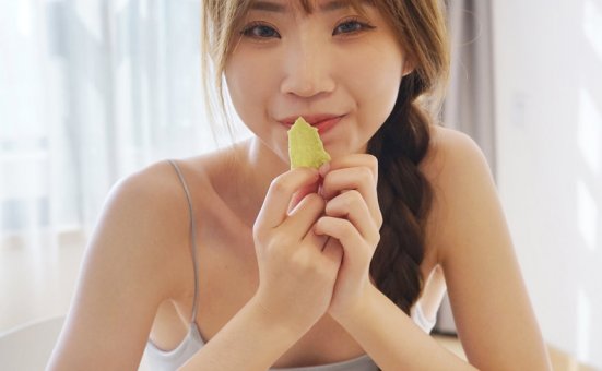 [YALAYI雅拉伊] 2021.01.29 NO.758 小乔《诗和远方》[38P+1P/336M]