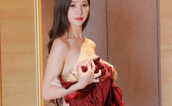 [XiuRen秀人网] 2022.08.12 No.5427 hebe韩心雨 [52+1P]