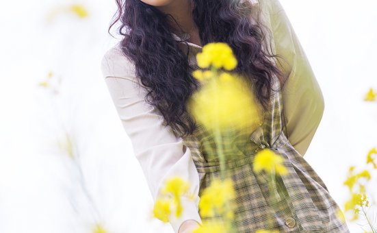 [TouTiao头条女神] 2020-04-20 钟晴 油菜花的晴天