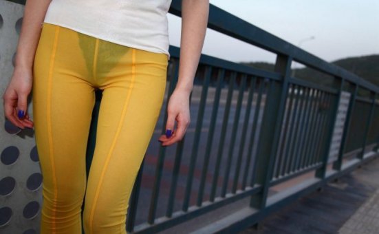 [AISS爱丝] F4015 NO.015 关于紧身裤的那些事儿 模特欣欣 [41P/102M]