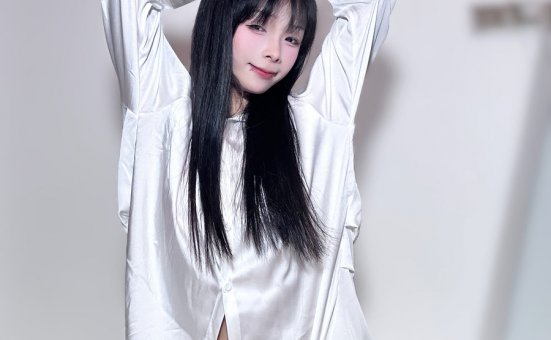 聂傲娇 – 清纯御姐 [14P-53MB]