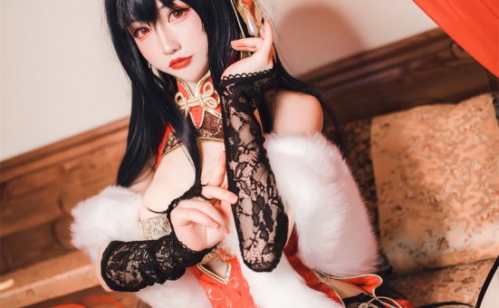 coser衣衣 – NO.11 碧蓝航线 大凤旗袍 [34P-110MB]