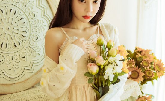 [YALAYI雅拉伊]2022.01.13 NO.884 最浪漫的事 诗咏[43+1P／430MB]