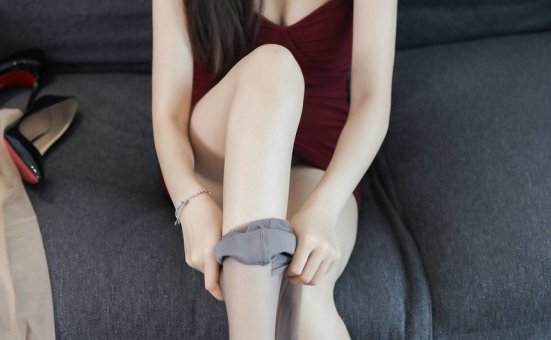 丝慕写真 SM295 文欣 – 红底漆皮高跟