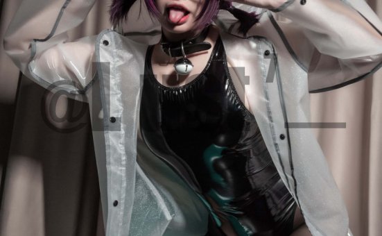 柒柒要乖哦 – 漆皮死库水 [29P-45MB]