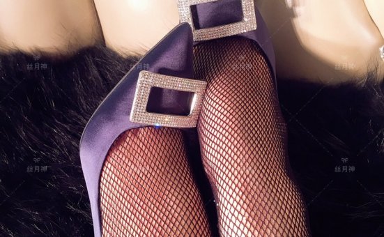 丝月神 010 黑色网袜宝蓝色方扣高跟[93P／145MB]