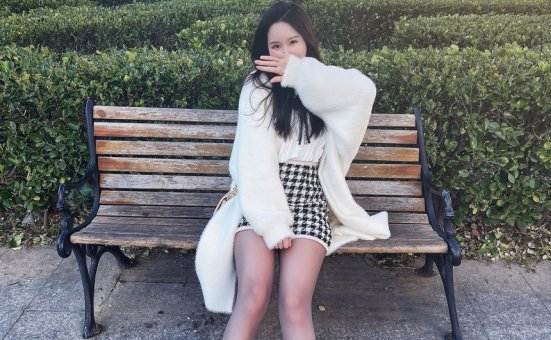 软妹小九九[July芝岚] – 灰丝户外 [48P-222MB]