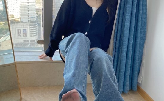 软妹小九九[July芝岚] – 时尚牛仔裤里丝 [51P-48MB]