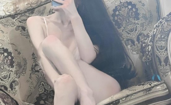 小师妹 – 粉嫩嫩jiojio [20P-18MB]