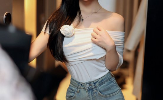 [YOUMI尤蜜荟] 2024.05.11 VOL.1061 谭小灵 [99+1P]