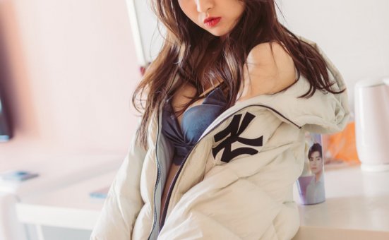 [YALAYI雅拉伊] 2020.04.13 Y604  明月《新晋女友》[42+1P]