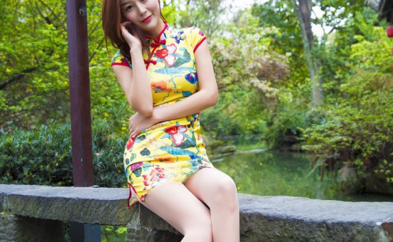 [LISS丽丝映像]NO.006 凉冰《“丝”质气质旗袍》[77P／1.68G]