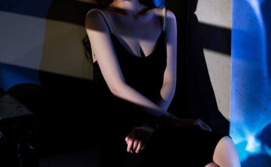 [Kelagirls克拉女神]2020.06.17《玉足沾灰》百琳[28P／439MB]