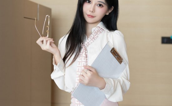 谢小蒽(幼幼)《 吸奶器》原版写真 [99P-1G]