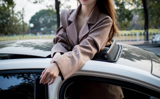 [YALAYI雅拉伊]2021.03.12 NO.773 驶出伤城 小乔[42+1P／356MB]