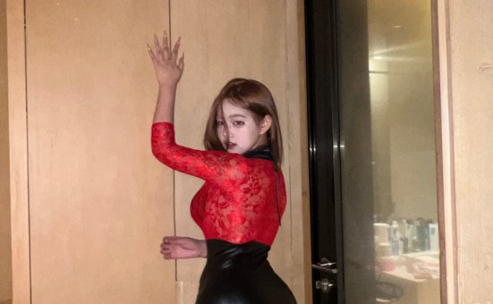 小u优优子 – 性感优质美女 [42P+1V-242MB]