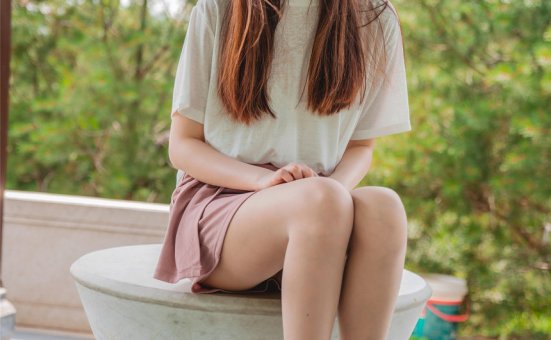 袜涩写真 VOL.066 思甜1.0 超修长笔直肉丝美腿 尖头细高跟鞋无敌加分  [51P／96MB]