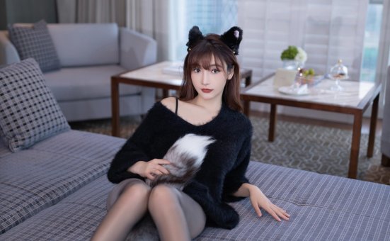 [IESS异思趣向] 2018.04.27 丝享家220《闪亮一字扣露趾凉鞋》晶晶 [99+1P]