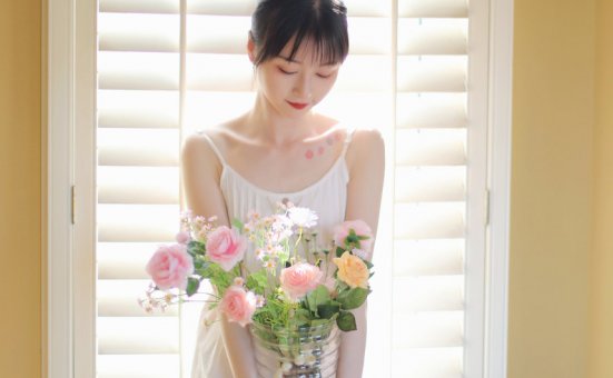 [YALAYI雅拉伊]2022.05.11 NO.931 光影零乱 京京[36+1P／402MB]