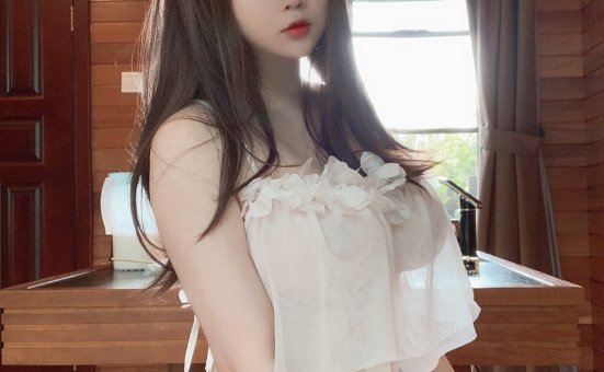 是依酱呀 – NO.30 夏日 [50P-103MB]