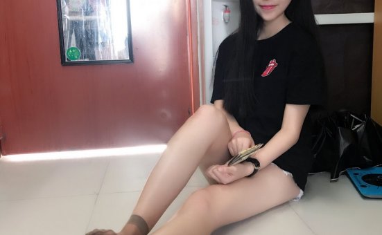 学妹校园寝室短丝系列036期 若淳[40P／32MB]