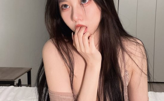 果咩酱w – NO.33 入夜 [45P3V-392MB]