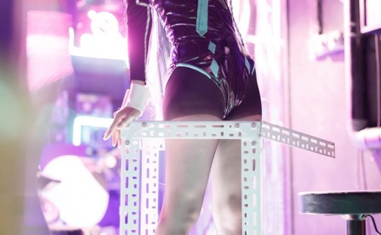 周叽是可爱的兔兔-树城兔女郎 [28p-426m]