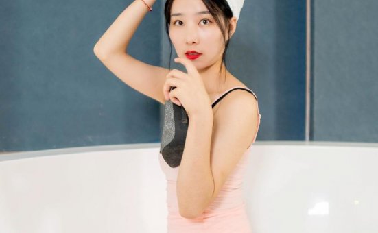 [Ligui丽柜] 2022.03.10《浴室趣事》枫玥 [84+1P-17M]