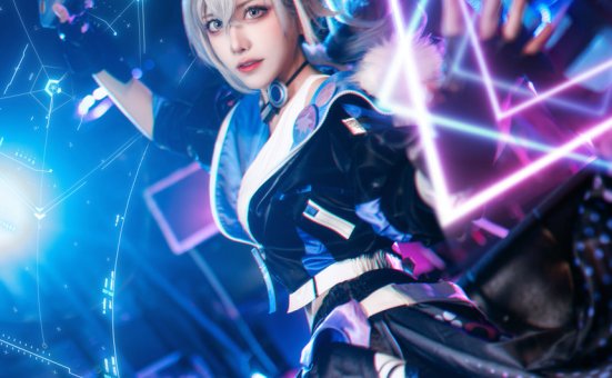 流一_喵喵喵喵喵喵 – NO.05 银狼 [18P-278MB]