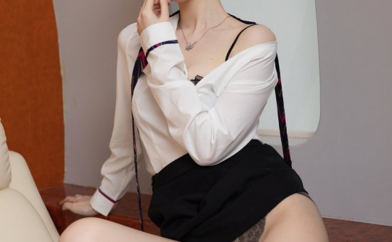 [XiuRen秀人网] 2022.10.12 No.5696 美桃酱 [106+1P]