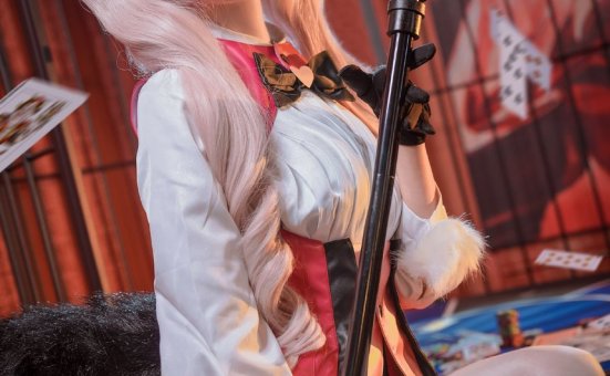 彩芸_Nebula – NO.04 光之高扬斯卡娅 [15P-23MB]