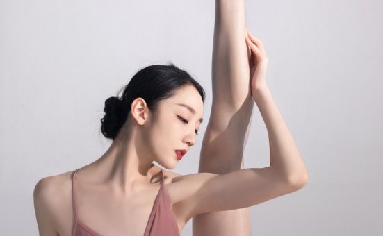 [绅士摄影] 第74期 清清[62P／389MB]