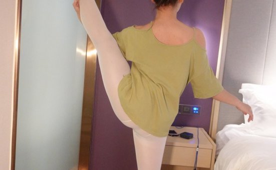 [ROSI艺学妹]2021.10.30 NO.242[48+1P／67.2MB]