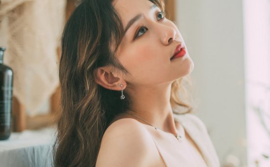 [YALAYI雅拉伊] 2019.09.10 Y238 钟晴  一抹红映晴 [42+1P]