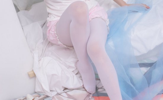 [轻兰映画]VOL.010 [61P-322MB]