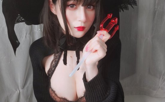 白银81 — 柴郡[22P+3V-156MB]