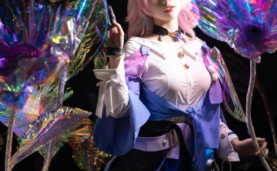 尤幽 –  三月七 [18P-282MB]