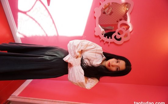 AURORA摄影&Pixel摄影作品 4号 YLN-涂甲油秀足[104P+1V／3.16GB]