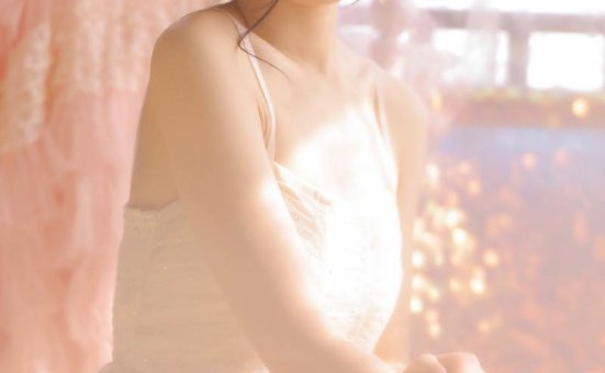 清新温婉美女性感朦胧写真图片