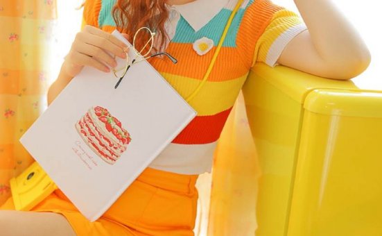 鬼马少女个性俏皮写真图片