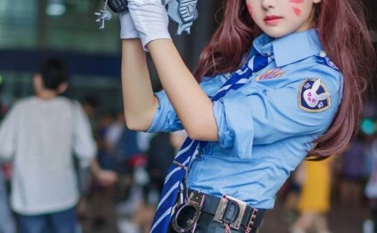 守望先锋性感迷人DVAcosplay图片