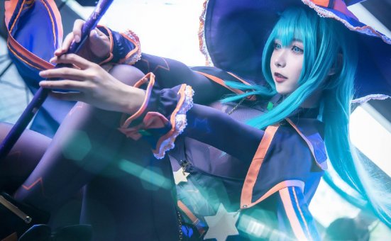 性感火辣七罪cosplay美女写真图片