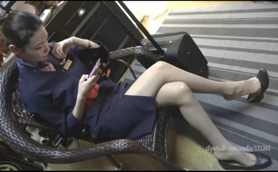 K&M NO.086 空姐肉丝袜挑鞋视频 [1V-142M]