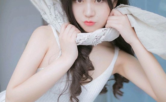 性感妩媚美女诱人私房图片