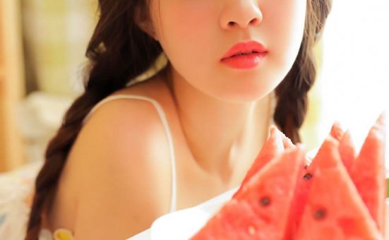 吊带美女丰满事业线性感写真 第二辑