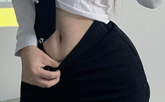 桃沢樱呀 – 私人影院 [13P+4V-113MB]